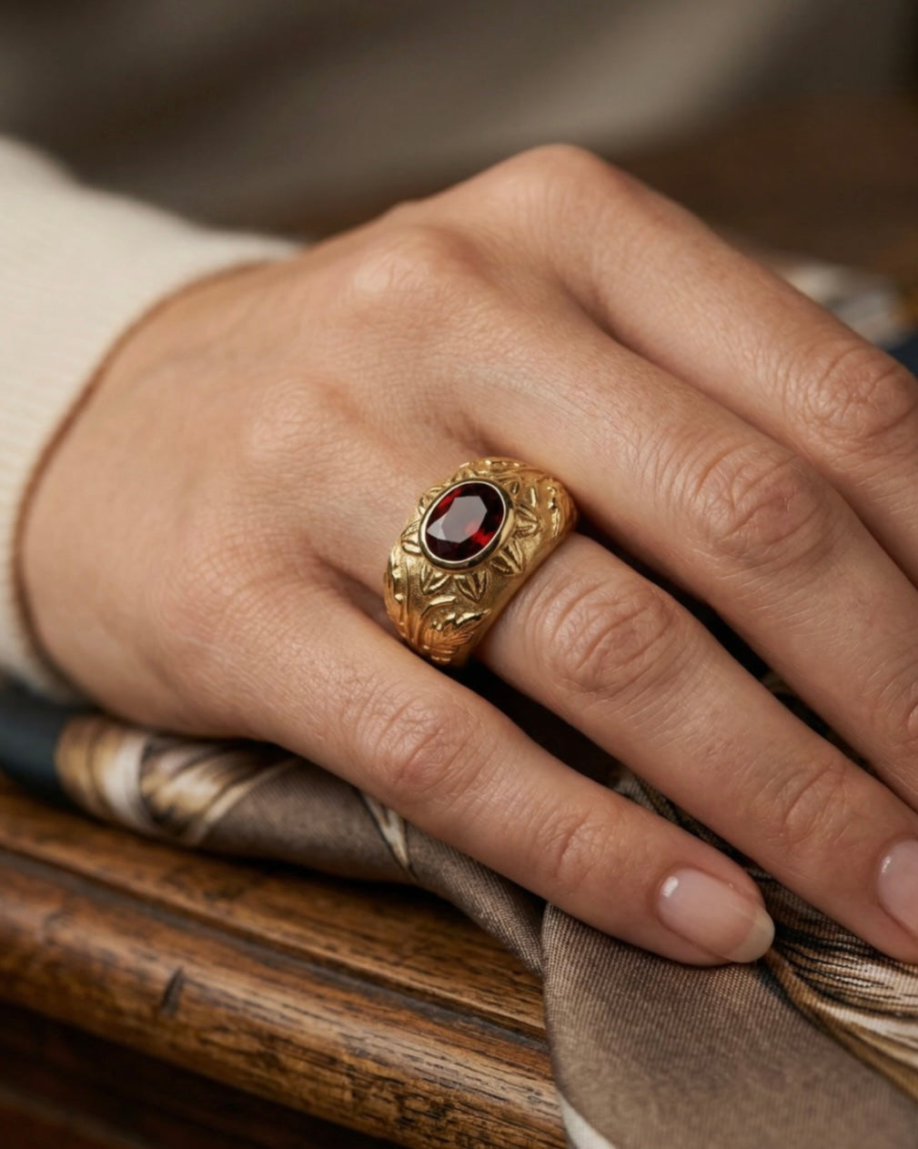 Venetia ring with garnet