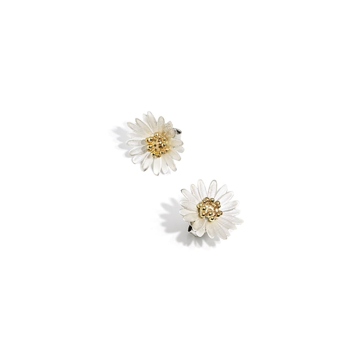 Daisy Earstuds