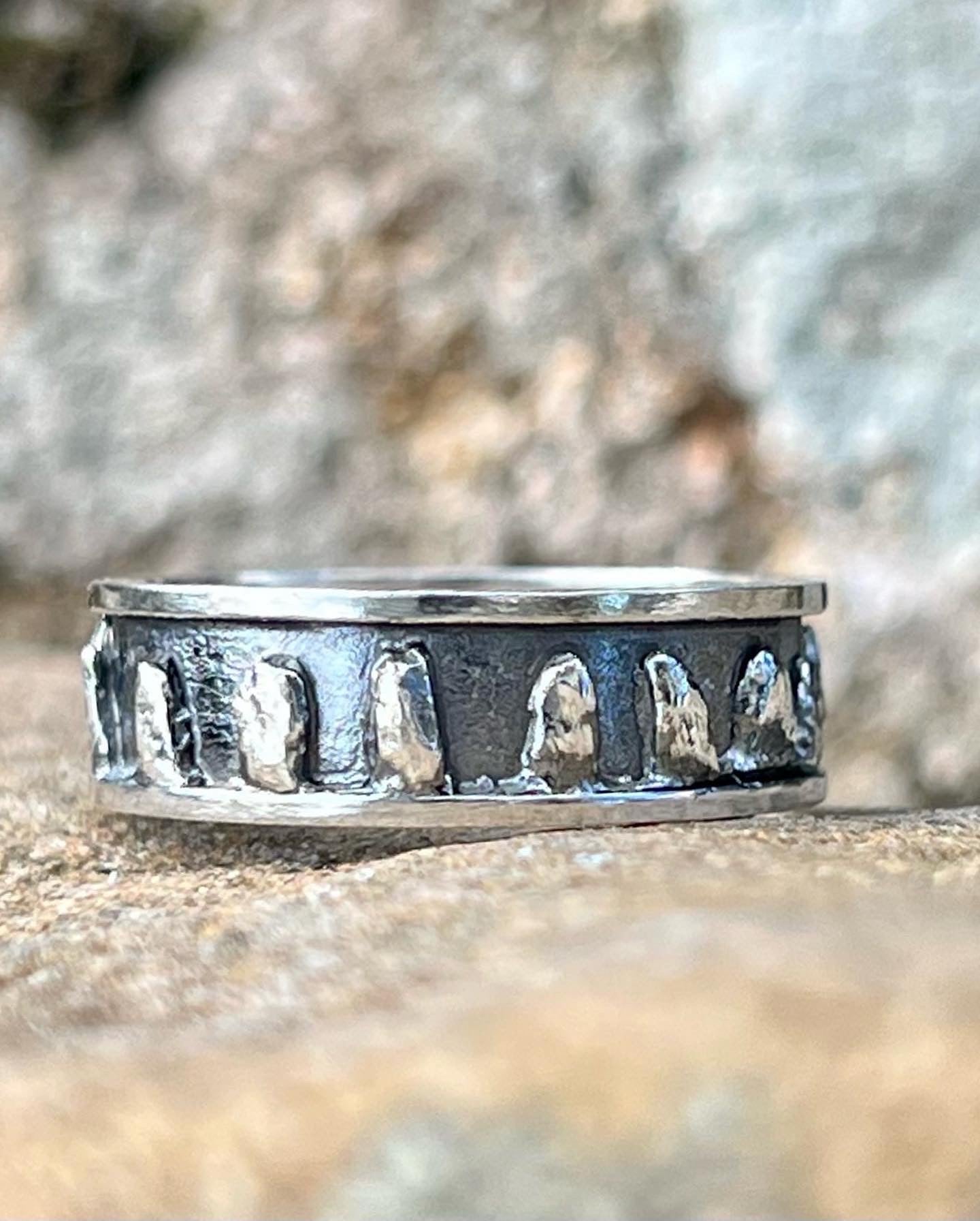 Standing stones ring